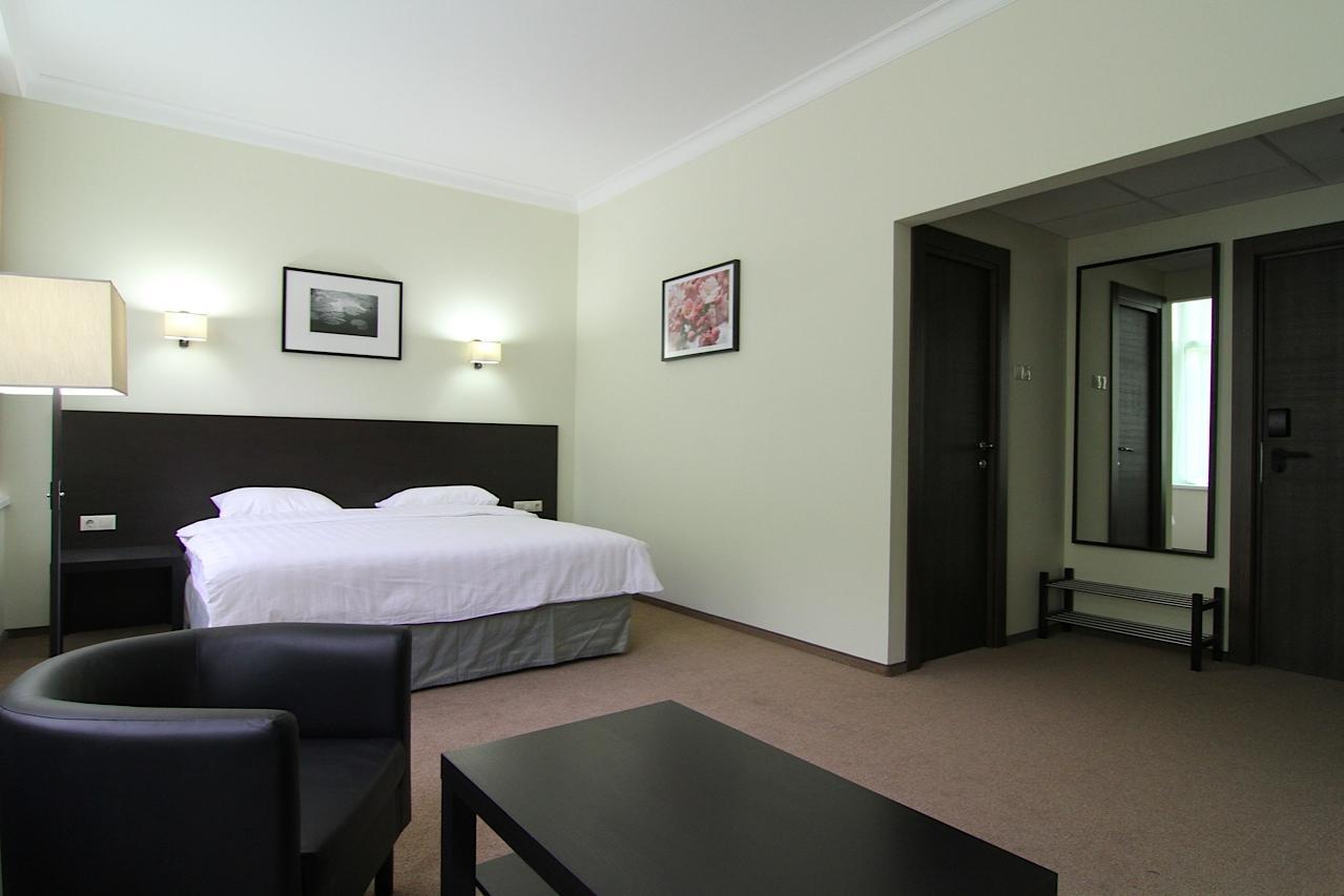 Hotel Continent Gagra Kültér fotó