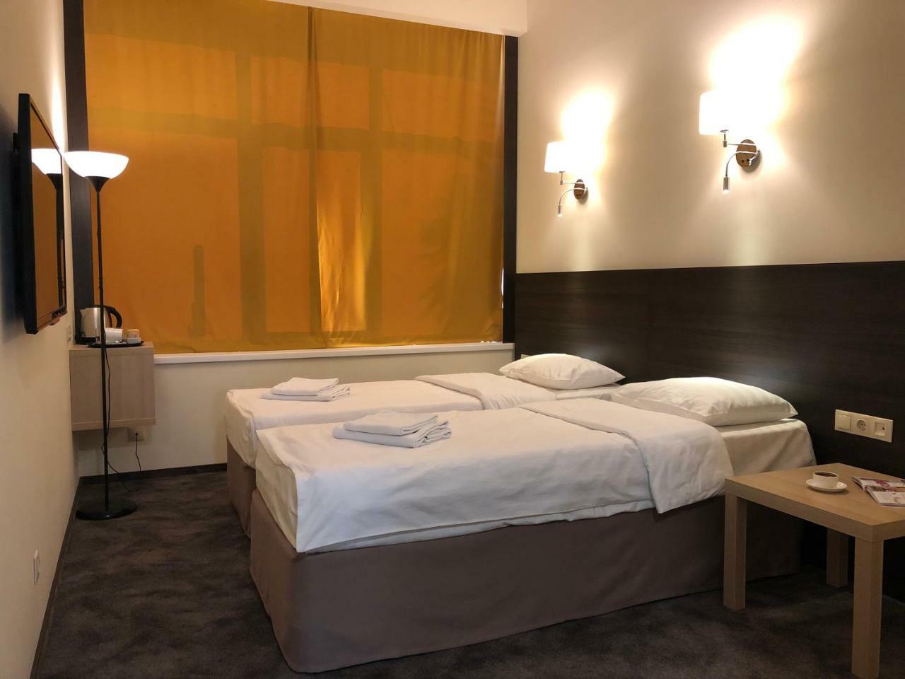 Hotel Continent Gagra Kültér fotó